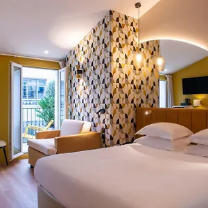 Arc Elysees 3*, Paris Fransa